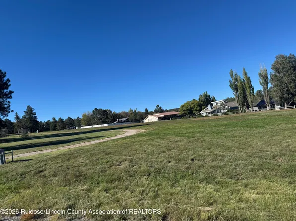 104 Sarah Ln, Ruidoso, NM 88345