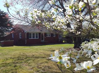 8224 Fairgrove Church Rd, Browns Summit, NC 27214