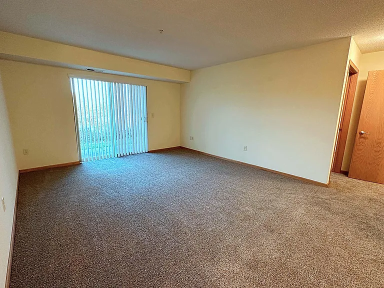 Arcade Estates West — Photo 81