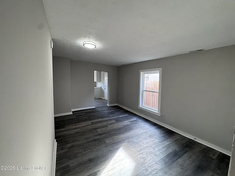 207 N 19th St — Photo 12