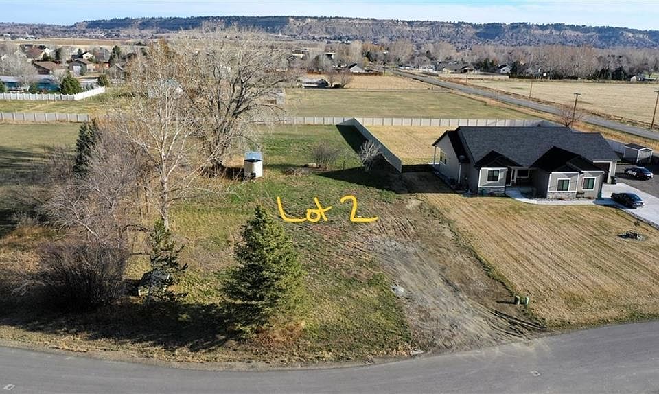 2nd image of 4813 Verde Ln