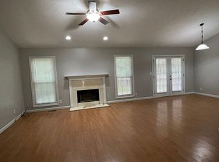 1977 Sandcreek Dr SW, Atlanta, GA 30331