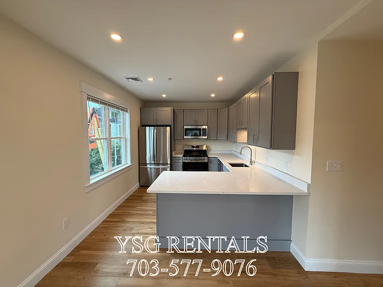 14 Dorr St #2 — Photo 8