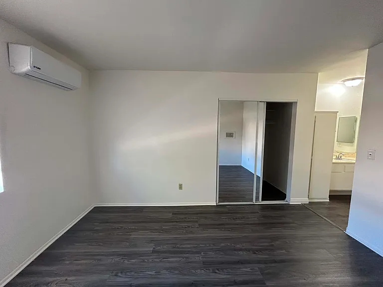1470 E Wilson Ave #204 — Photo 5