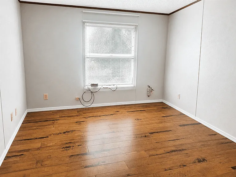 735 Horseshoe Trak — Photo 11