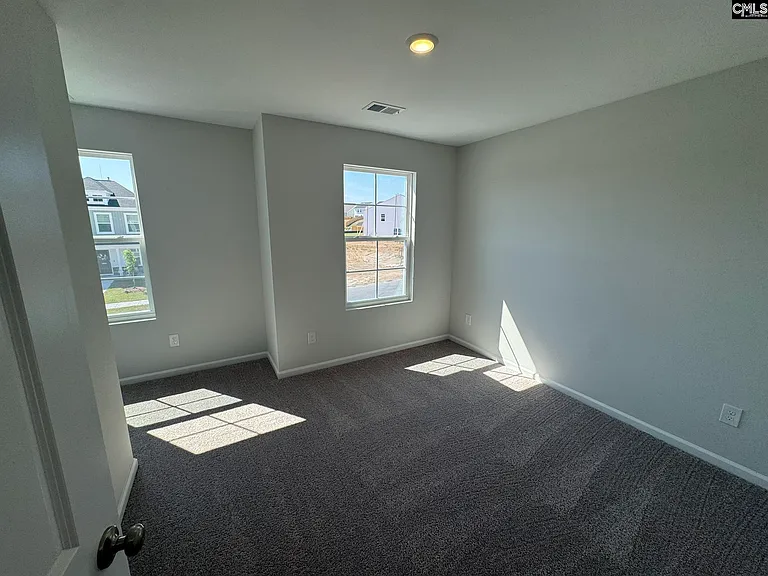5025 Erwin Ct — Photo 14