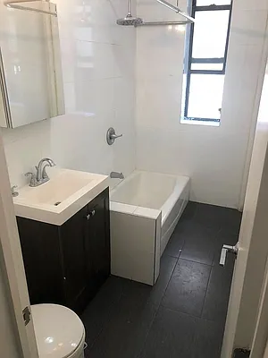 Rented by Dynamik Realty | media 12