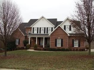 423 Emerald Chase Cir, Johnson City, TN 37615