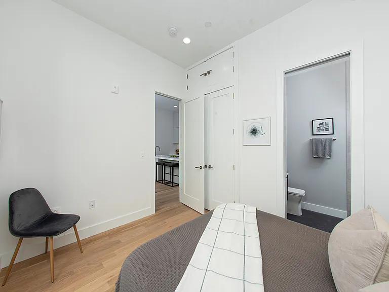 2243 12th St NW #7 — Photo 9