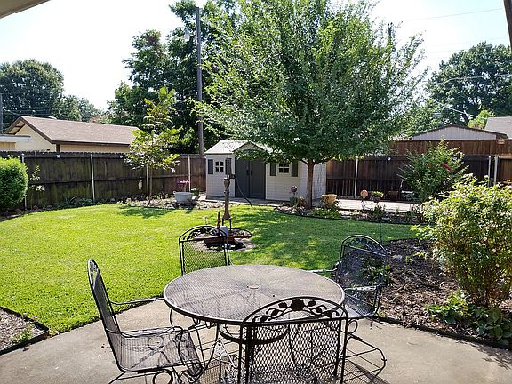 4th image of 331 Westpark Dr N
