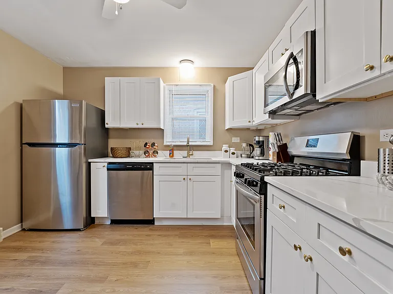6504 S Kostner Ave — Photo 6