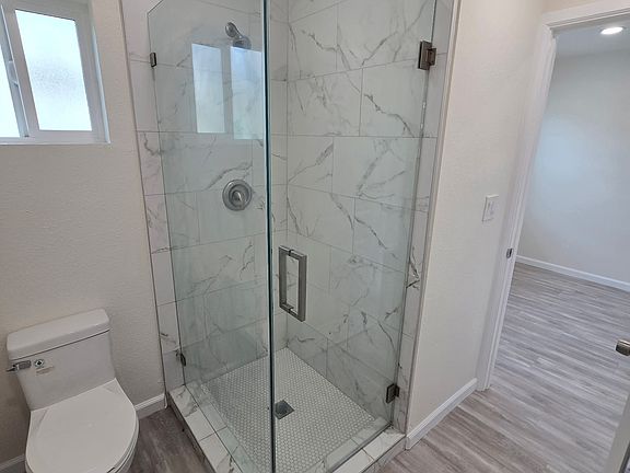 3rd image of 616 S Van Ness Ave #616D