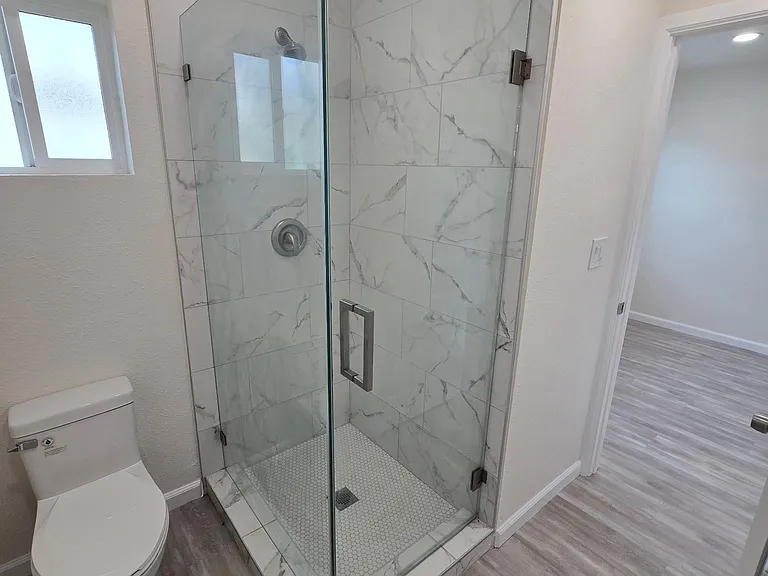 616 S Van Ness Ave #616D — Photo 3