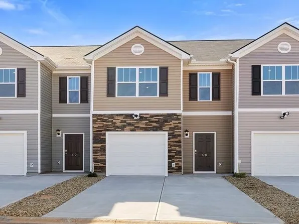 48 Sunriff Ct, Greer, SC 29651