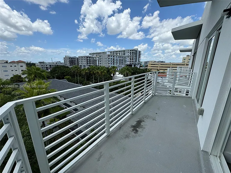 1938 Jackson St #503 — Photo 15