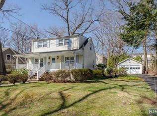 149 Chestnut Dr, Wayne, NJ 07470
