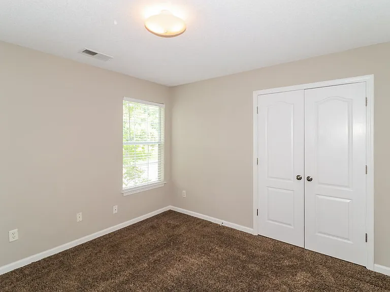 1262 Carlton Ridge Dr — Photo 14