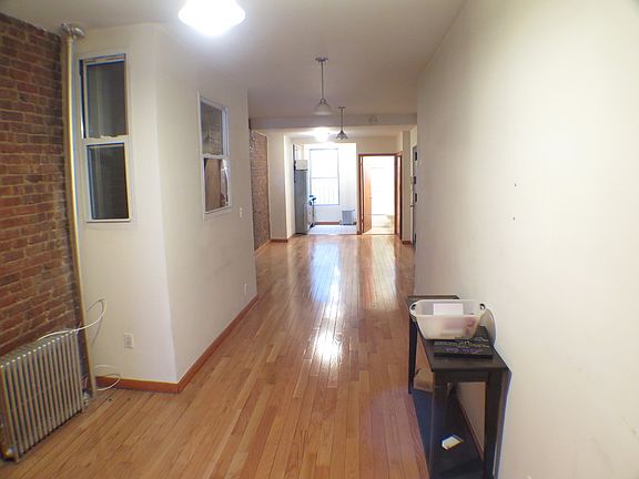 5th image of 401 E 79th St APT 3N