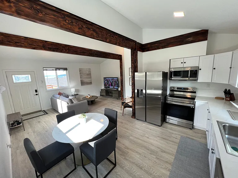 4714 N Ferdinand St — Photo 8