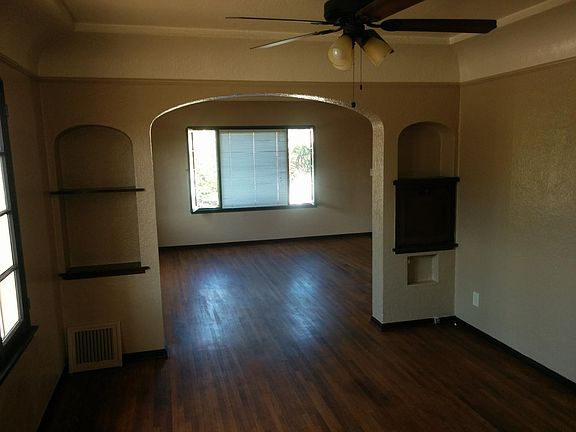 Dining room into living room