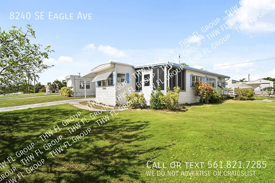 2 bed, 988 sqft, $1,950 — Photo 1