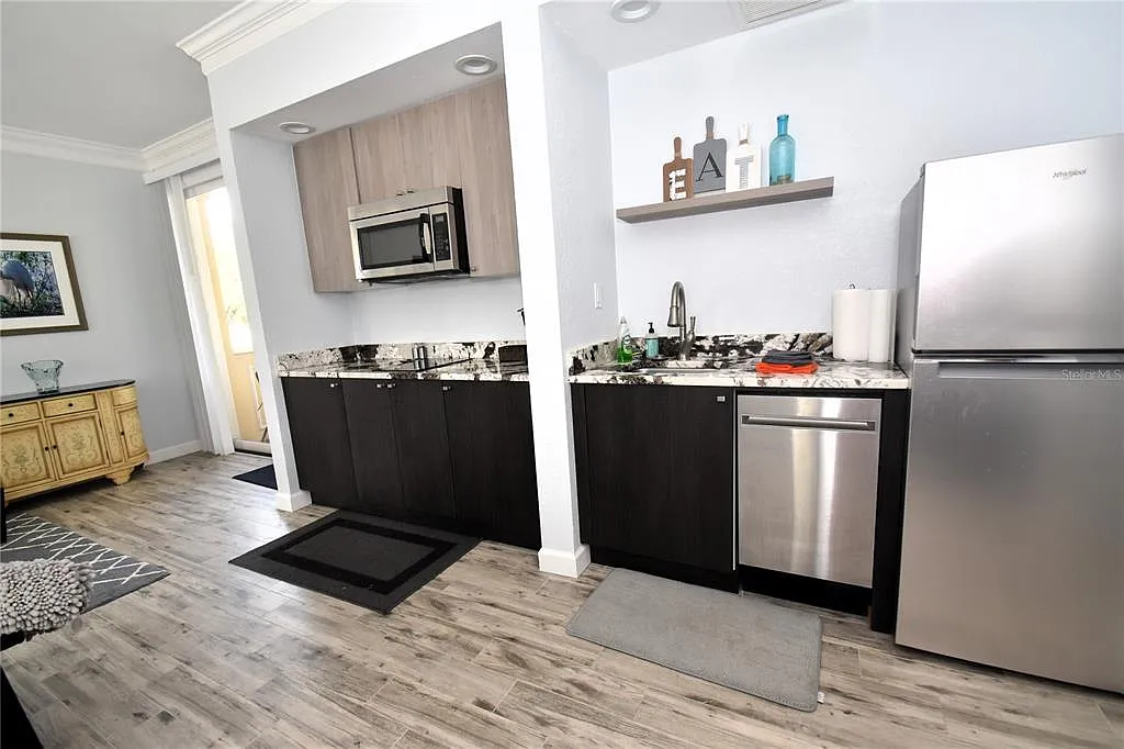 1 bed, 1.0 bath, 623 sqft, $2,500 — Photo 4