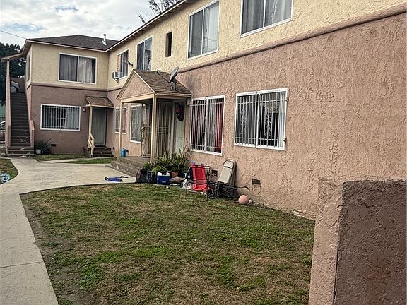 3rd image of 411 N Chester Ave