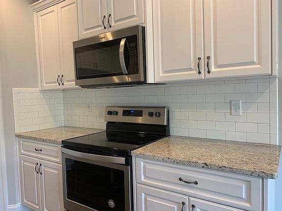 5th image of 661 Red Cedar Ct #35C