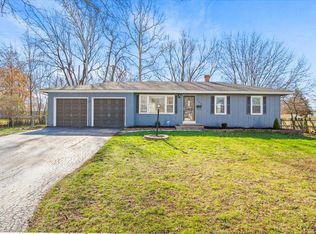515 NW Frances Dr, Lees Summit, MO 64063