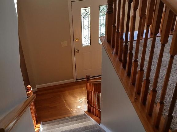 Staircase & Entry
