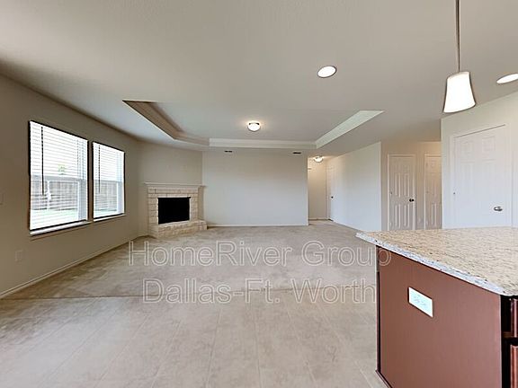 5th image of 1425 Vernon Dr