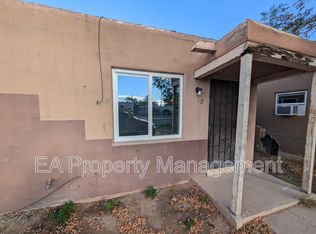 542 Alvarado Dr SE, Albuquerque, NM 87108