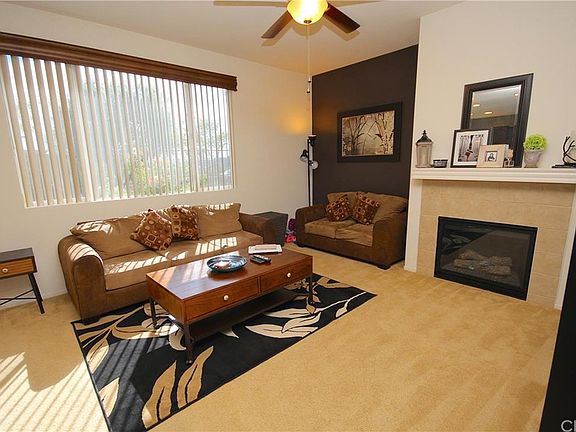 5th image of 27453 Hazelhurst St Unit 3