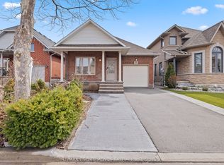 39 McKibbon Ave, Hamilton, ON L0R 1P0