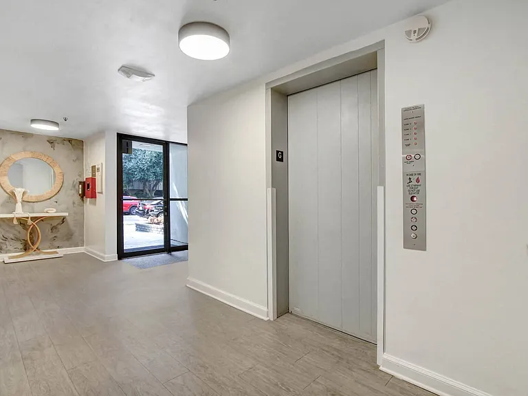 Wellworth Apartments — Photo 16
