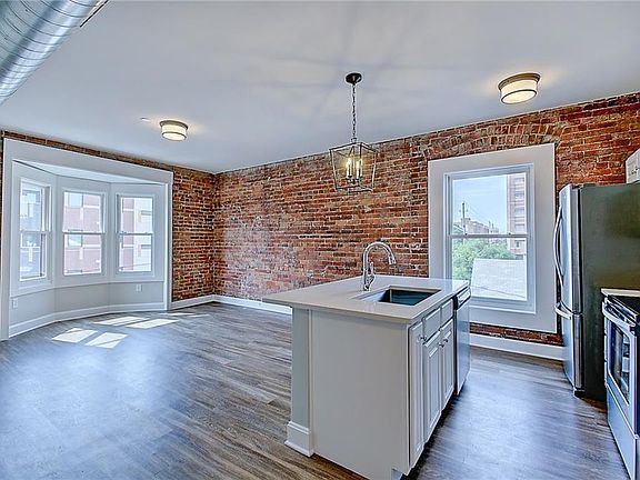 5th image of 505 N College Ave APT 4