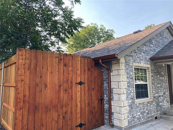 2nd image of 3601 S Shartel Ave