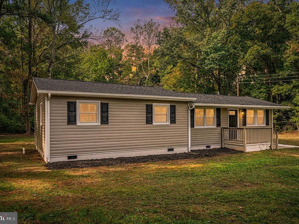 1st image of 17194 New Baltimore Rd