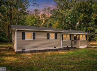 17194 New Baltimore Rd, Milford, VA 22514