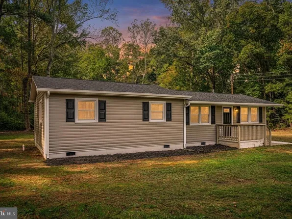 17194 New Baltimore Rd, Milford, VA 22514