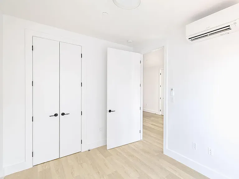 3308 Glenwood Rd #19 — Photo 6