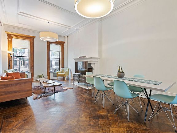 4th image of 272 Stuyvesant Ave