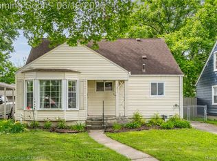 13631 Labelle St, Oak Park, MI 48237