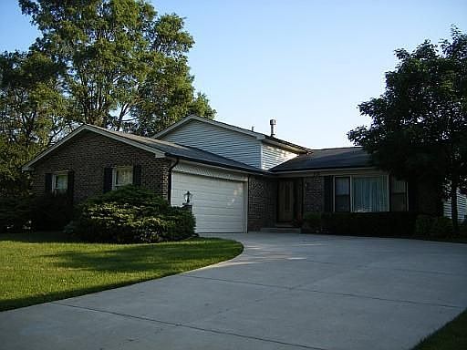 1st image of 728 Crystal Ct S