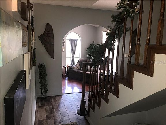 3rd image of 3790 NE 27th Ct
