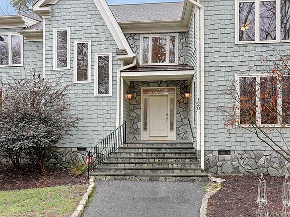 4th image of 120 Lynette Dr