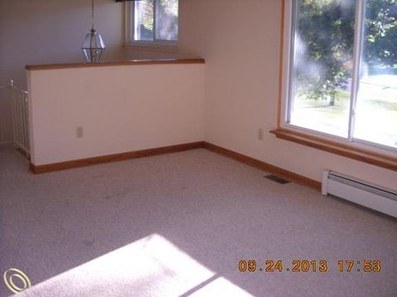 4th image of 3234 Indianview Dr