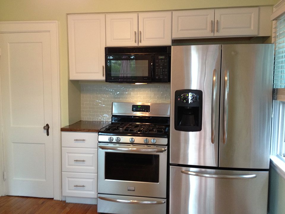 Brand new gas oven/range (2014)