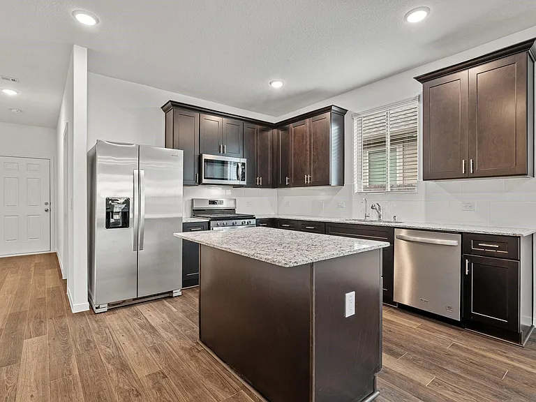 13582 Myrtle Gardens Blvd — Photo 5