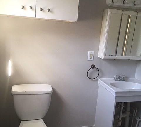 5th image of 1308 S Quincy Ave APT B